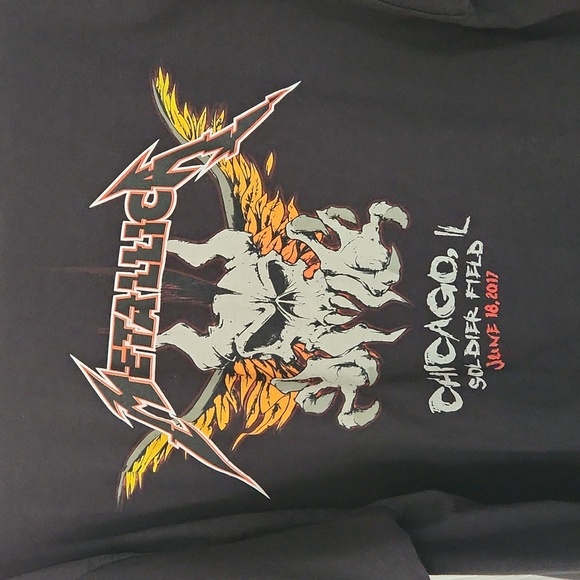 Metallica tee - Picture 3 of 3